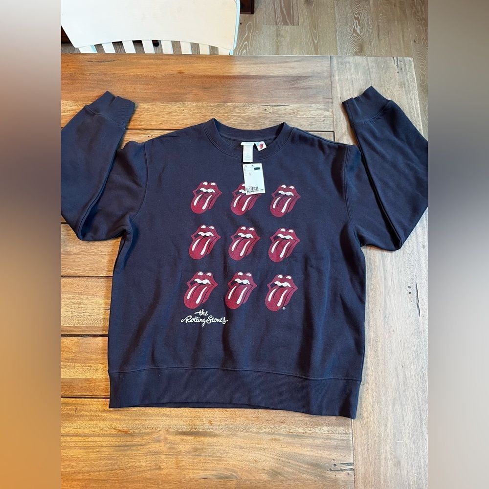 ROLLING STONES black SWEATSHIRT! Size Medium; H&M; NWT